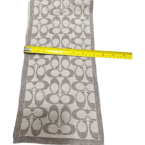 COACH 1941 Signature Scarf Reversible Knit Metallic Taupe/Cream - Picture 5 of 6